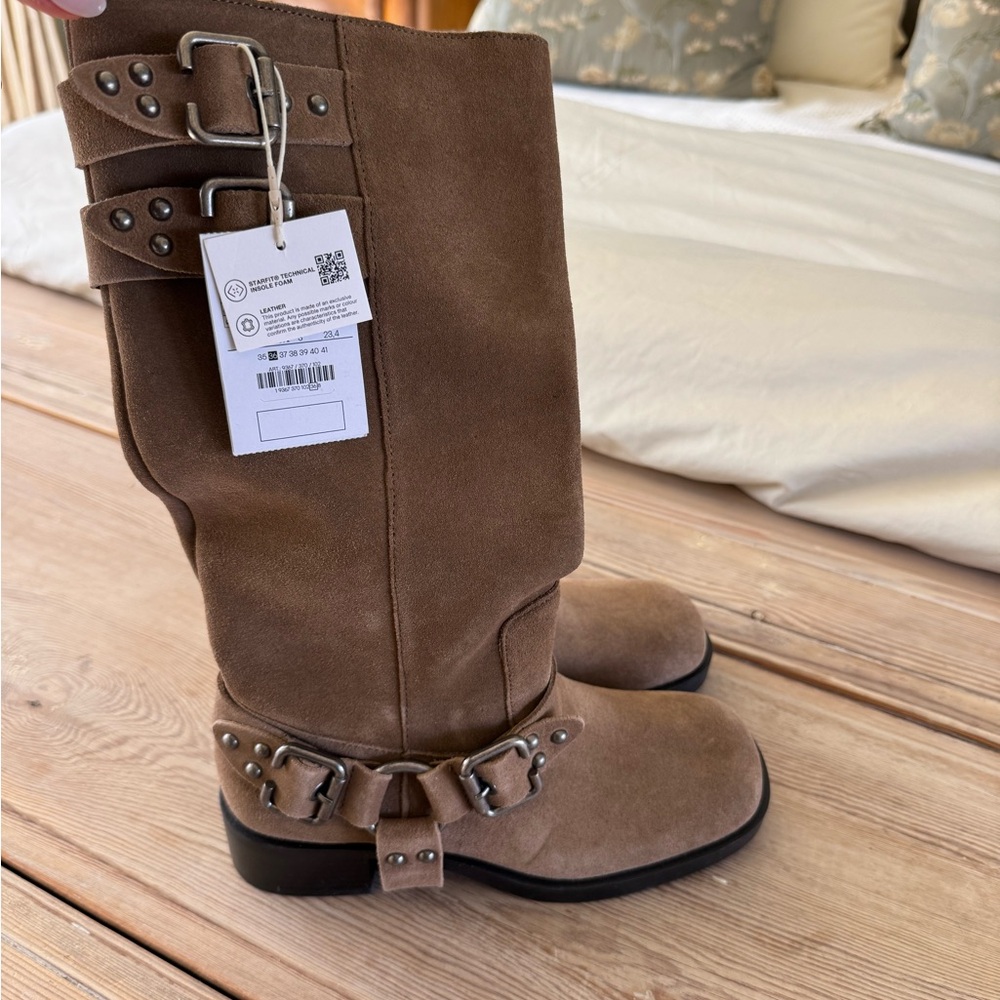 Stradivarius Brown Suede Boots